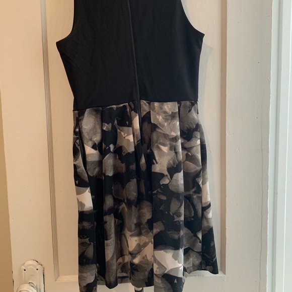 black and gray dress - size medium - Picture 2 of 4